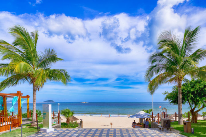 海南，梦想启航之地——自信铸就辉煌之旅